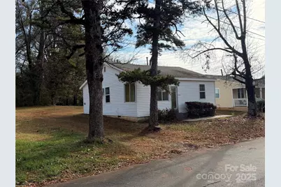 2505 Moreland Street, Charlotte, NC 28208 - Photo 1