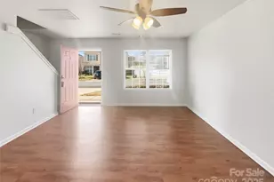 1024 Cassidy Dr, Gastonia, NC 28054 - Photo 4