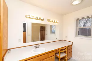 194 Ridgeview Dr, Whittier, NC 28789 - Photo 24