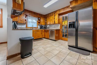 127 Reid Queen Drive, Little Switzerland, NC 28749 - Photo 20