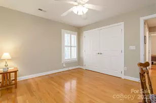 815 W Pointe Dr, Asheville, NC 28806 - Photo 20