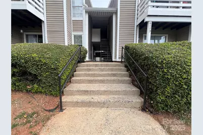 9619 Vinca Circle #D, Charlotte, NC 28213 - Photo 2