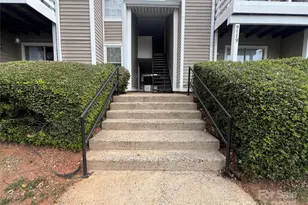 9619 Vinca Cir, Charlotte, NC 28213 - Photo 2