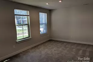 3051 Salix Bend Dr, Charlotte, NC 28205 - Photo 4