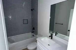 4504/4506 W Tyvola Rd, Charlotte, NC 28208 - Photo 6