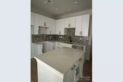 4504/4506 W Tyvola Road, Charlotte, NC 28208 - Photo 2