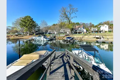 21200 Rio Oro Drive, Cornelius, NC 28031 - Photo 4