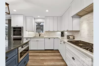 21200 Rio Oro Drive, Cornelius, NC 28031 - Photo 12