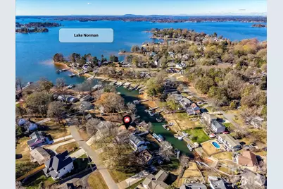 21200 Rio Oro Drive, Cornelius, NC 28031 - Photo 4