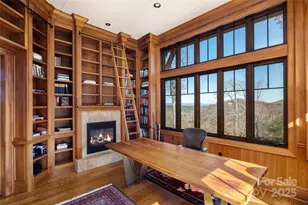 1547 Walnut Cove Rd, Hendersonville, NC 28739 - Photo 6