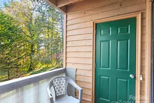 531 Courtwood Ln, Hendersonville, NC 28739 - Photo 14