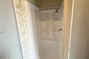 8 Maple St, Great Falls, SC 29055 - Photo 10