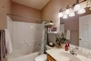 2999 Weatherfield Dr, Lincolnton, NC 28092 - Photo 18