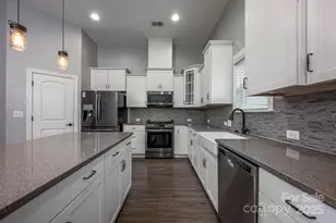 128 Paradise Hills Cir, Mooresville, NC 28115 - Photo 4