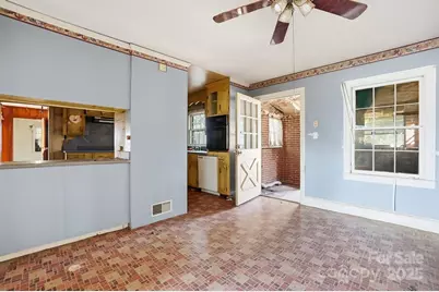 4928 Twin Drive, Charlotte, NC 28269 - Photo 10