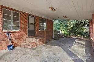 4928 Twin Dr, Charlotte, NC 28269 - Photo 24