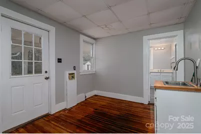 2645 Kool Park Road NE, Hickory, NC 28601 - Photo 16