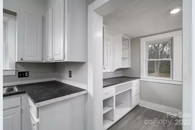 2645 Kool Park Road NE, Hickory, NC 28601 - Photo 14