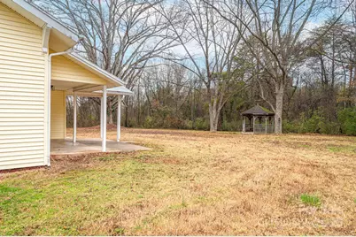 2645 Kool Park Road NE, Hickory, NC 28601 - Photo 32