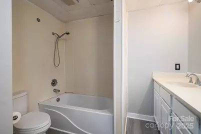 2645 Kool Park Road NE, Hickory, NC 28601 - Photo 18