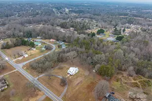 2645 Kool Park Rd NE, Hickory, NC 28601 - Photo 42