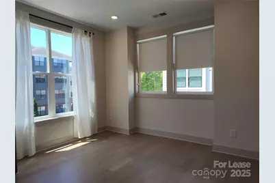 1037 Wesley Terrace Avenue, Charlotte, NC 28208 - Photo 8