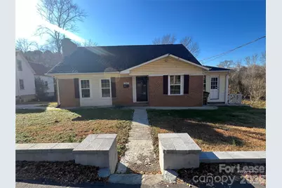 731 W Main Street Extension, Lincolnton, NC 28092 - Photo 1