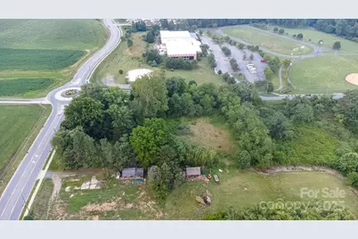 625 Vance Street, Waynesville, NC 28786 - Photo 4