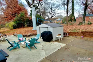 1521 Lanewood Pl, Charlotte, NC 28208 - Photo 4