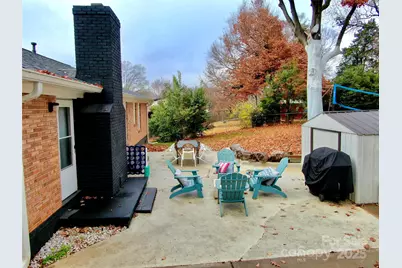 1521 Lanewood Place, Charlotte, NC 28208 - Photo 18