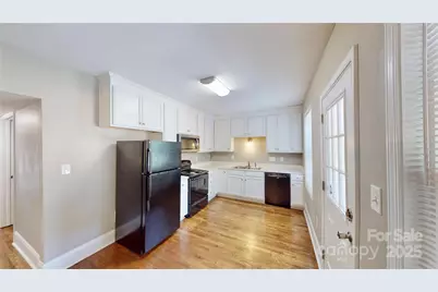 2131 Kirkwood Avenue #8, Charlotte, NC 28203 - Photo 4