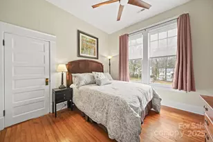 202 S Oak St, Statesville, NC 28677 - Photo 14