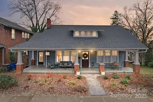 202 S Oak St, Statesville, NC 28677 - Photo 1