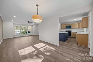 5324 Cheval Pl, Charlotte, NC 28205 - Photo 6