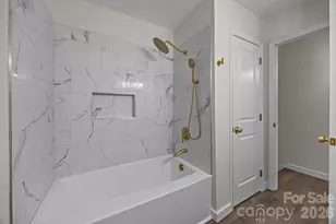 5324 Cheval Pl, Charlotte, NC 28205 - Photo 22