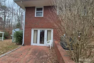 866 Oak St, Troy, NC 27371 - Photo 16