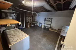 866 Oak St, Troy, NC 27371 - Photo 24