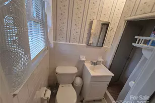 866 Oak St, Troy, NC 27371 - Photo 12