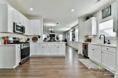 52 N Christie Court, Fletcher, NC 28732 - Photo 4