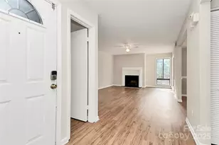 8022 Princess Ann Dr, Charlotte, NC 28212 - Photo 4