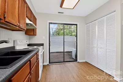 8022 Princess Ann Drive, Charlotte, NC 28212 - Photo 30