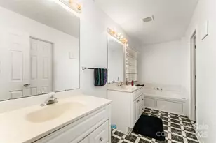 5915 Sullins Rd, Charlotte, NC 28214 - Photo 12