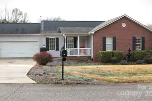 711 Braemore Ct NW, Conover, NC 28613 - Photo 1