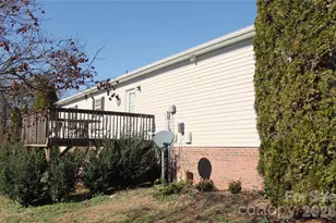 711 Braemore Ct NW, Conover, NC 28613 - Photo 8