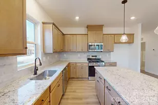 929 Barker St, Monroe, NC 28112 - Photo 6