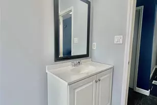 1182 Village Cir, Hickory, NC 28602 - Photo 12