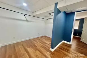 1182 Village Cir, Hickory, NC 28602 - Photo 16