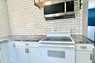 1182 Village Cir, Hickory, NC 28602 - Photo 4