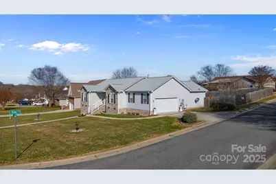 100 Lindsay Drive, Archdale, NC 27263 - Photo 4