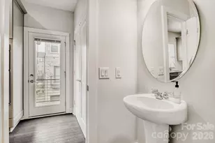 3800 Sky Haven Dr, Charlotte, NC 28209 - Photo 12